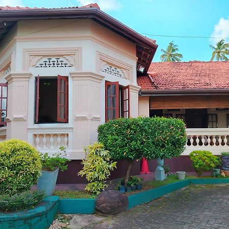 Grand Colonial Viveka Hotel Kurunegala Ngoại thất bức ảnh