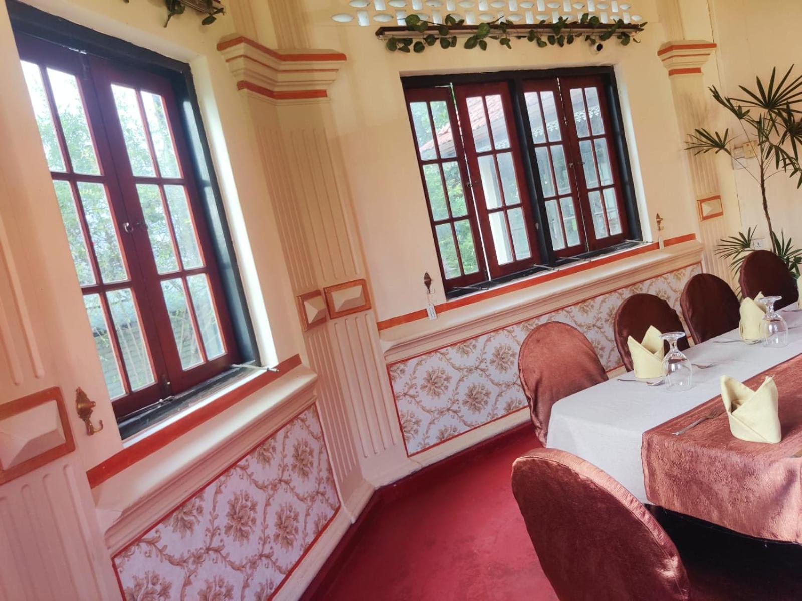 Grand Colonial Viveka Hotel Kurunegala Ngoại thất bức ảnh