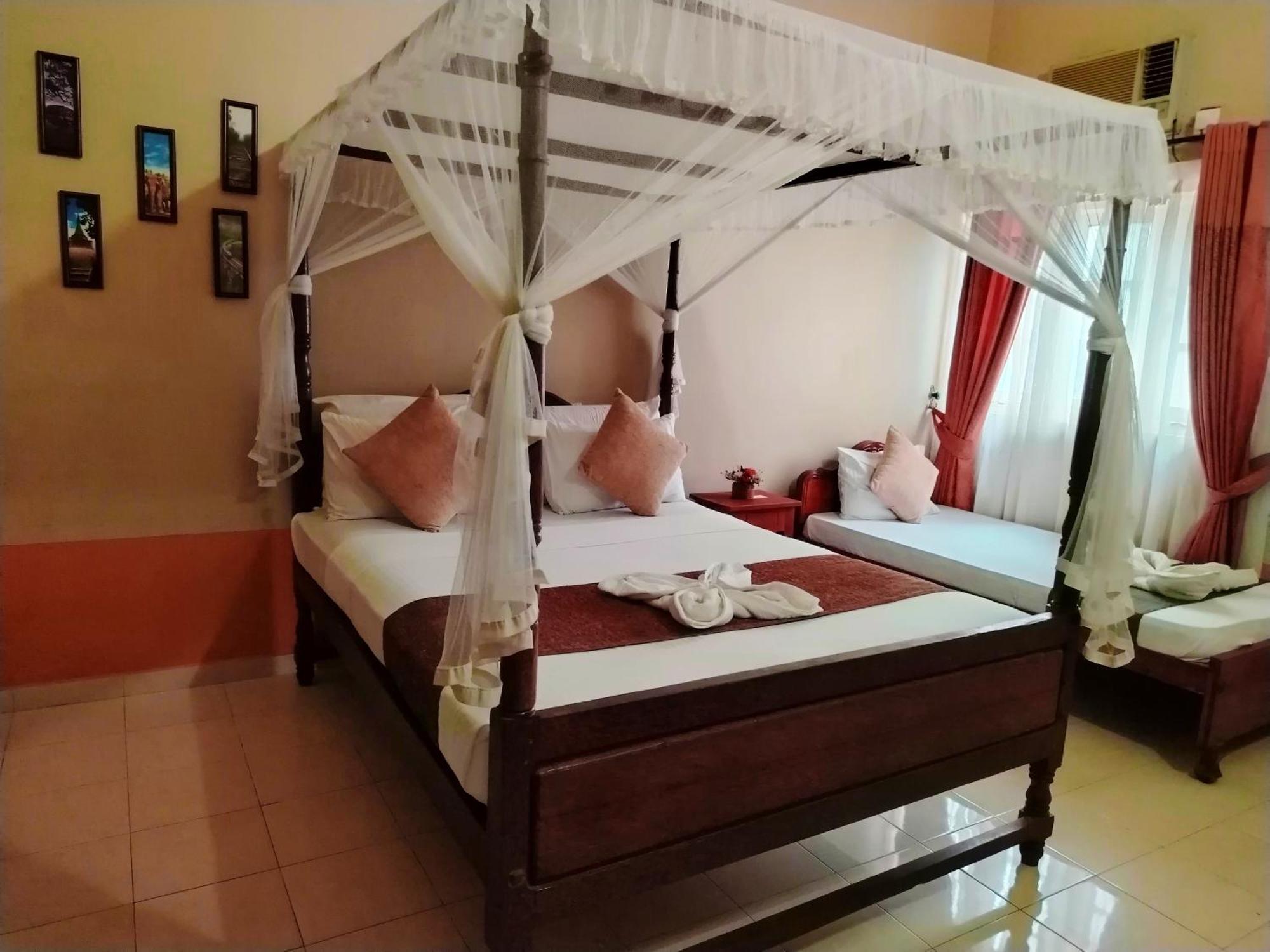 Grand Colonial Viveka Hotel Kurunegala Ngoại thất bức ảnh