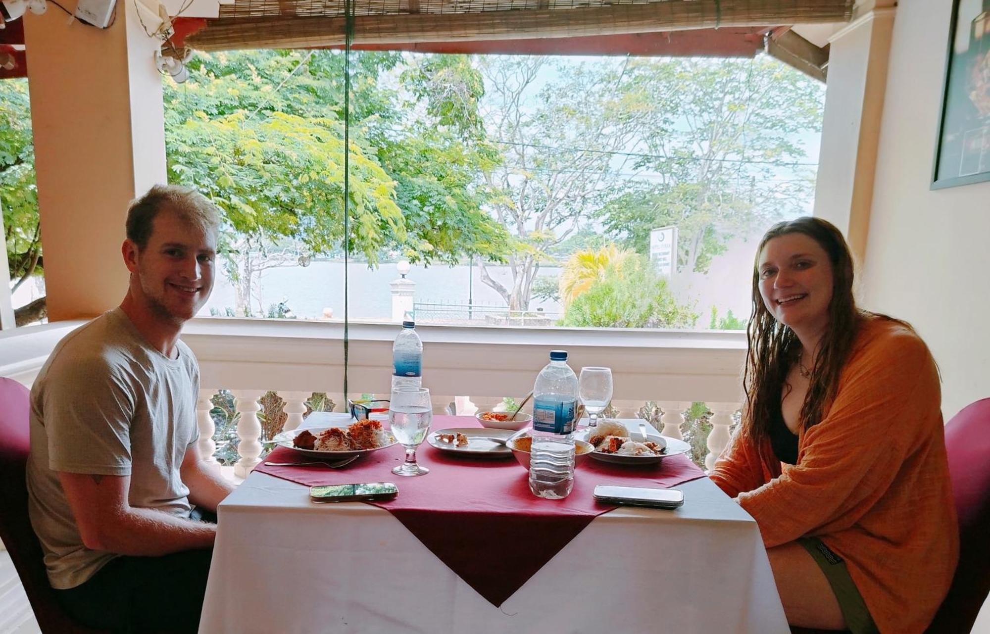 Grand Colonial Viveka Hotel Kurunegala Ngoại thất bức ảnh